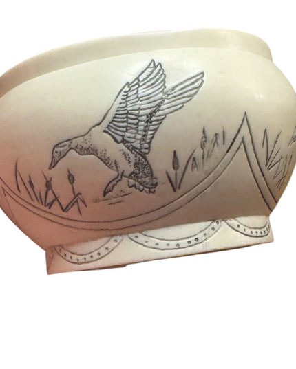 Vintage Faux Cream Round Scrimshaw Canadian Geese Jewelry Box Trinket Box