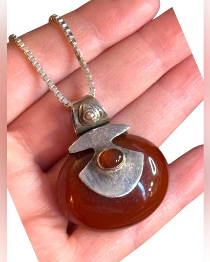 Elegant Sterling Silver 925 carnelian stone fancy southwestern pendant