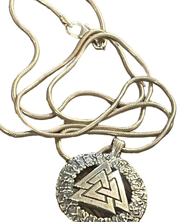 Nordic Runes  Silver Valknut Triquetra Triangle Norse Viking  Pendant Ne…