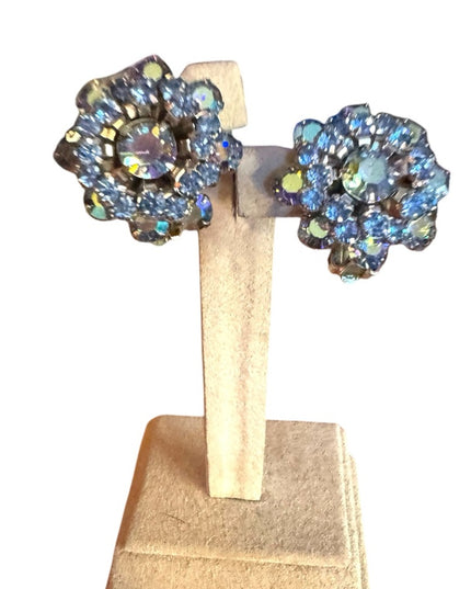 Stunning Vintage Blue AB Aurora Borealis Crystal Flower Earrings Weiss clip on