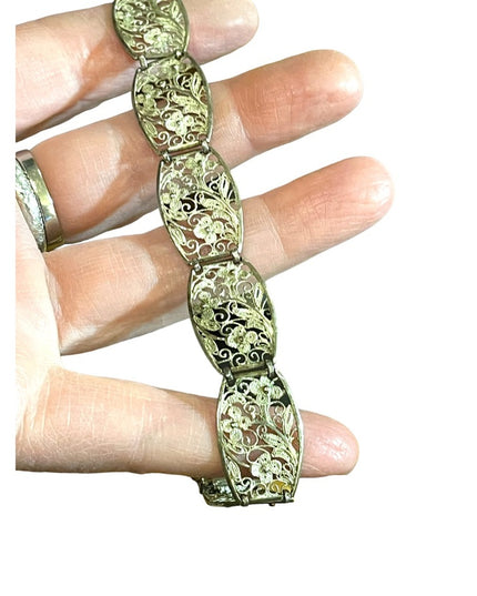 - Antique flower filagree 835 Silver link bracelet