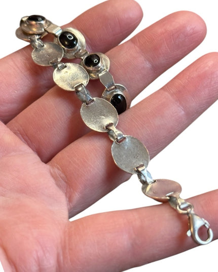Elegant vintage sterling silver 925 Oval Black onyx link Stone Bracelet