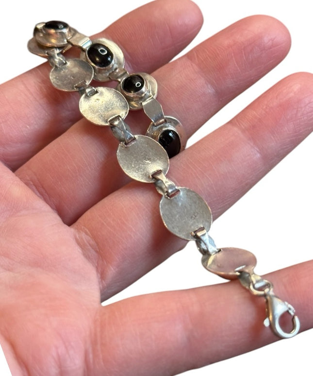 Elegant vintage sterling silver 925 Oval Black onyx link Stone Bracelet