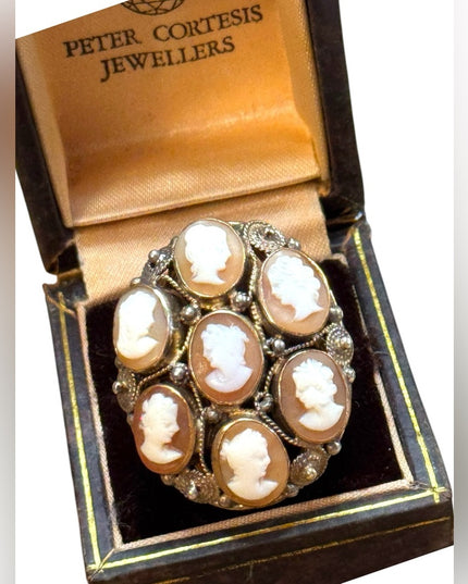 Elegant Antique 14k Carved Multi shell Cameo ring Stunning!