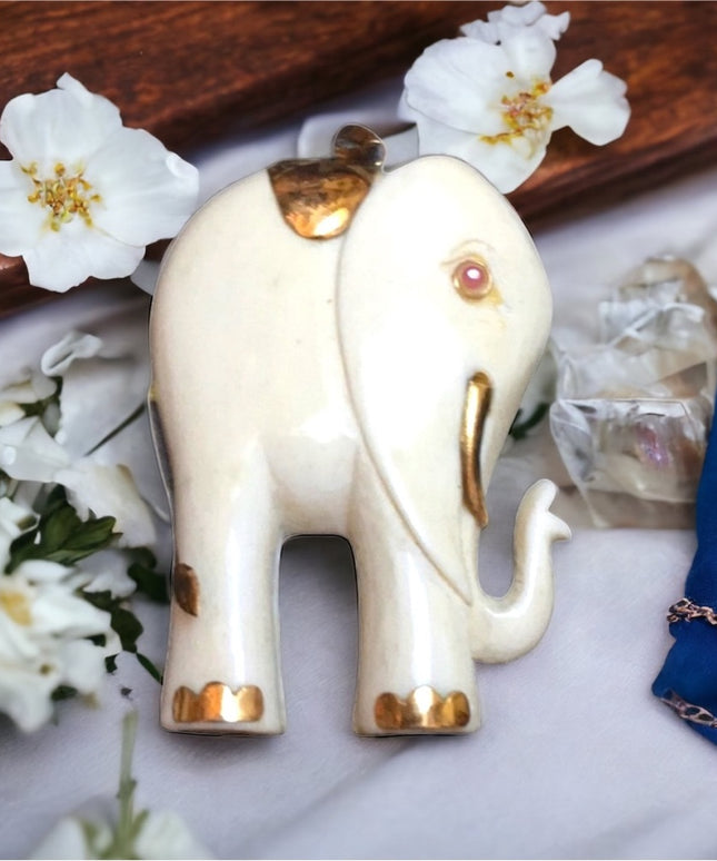 14k Ruby Bone Large Vintage elephant Pendant Canadian made