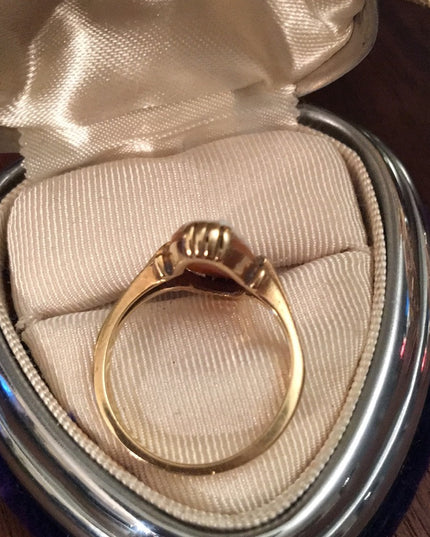 Antique Victorian 14k gold Carved  Shell cameo ring