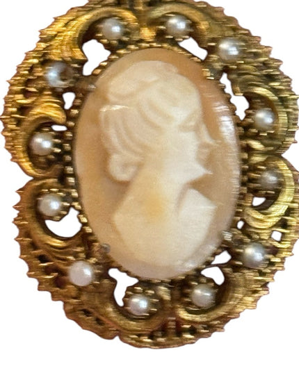 Florenza Gold Tone Carved Shell Cameo Pendant Brooch, Signed