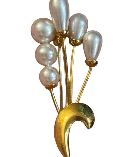 Elegant vintage Napier Gold finish faux Pearl bouquet floral Brooch