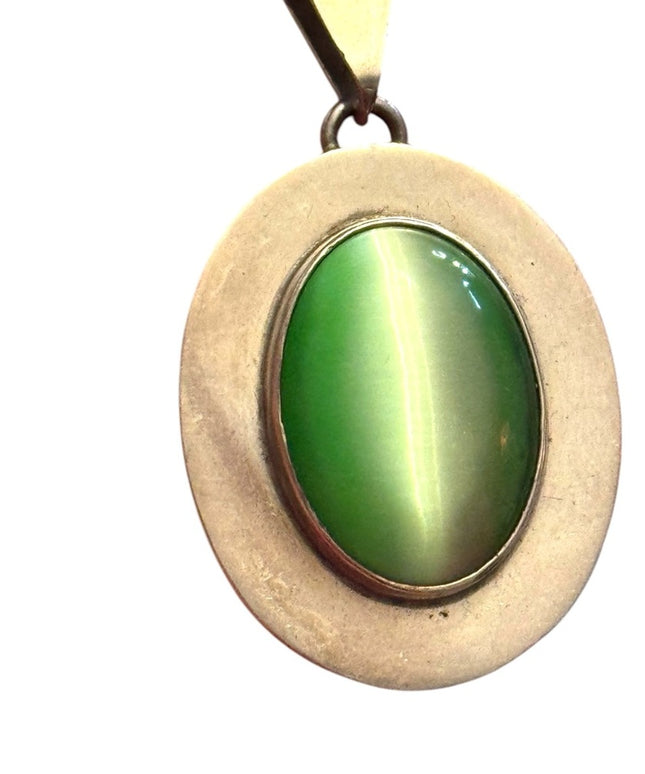 Oval Green Cat's Eye Stone 925 Sterling Silver Necklace Mexico
