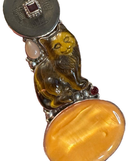 Vintage Sajen Tuger Eye Gemstone Cat Kitty garnet Brooch pendant sterling silver
