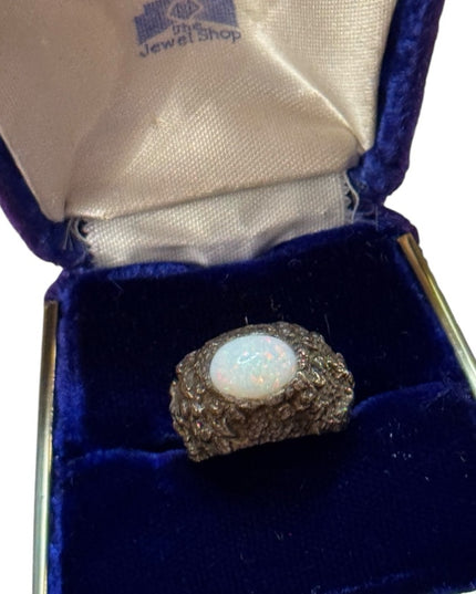 Elegant SZ 3 Opal domed Ring sterling silver 925 Vintage floral work