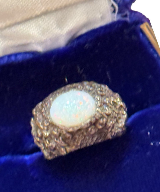 Elegant SZ 3 Opal domed Ring sterling silver 925 Vintage floral work