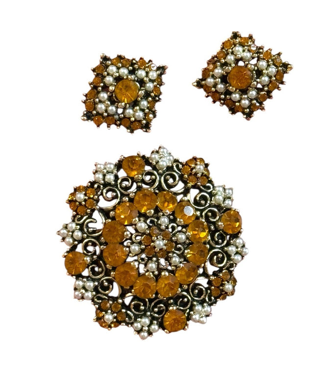 Elegant Vintage Amber Crystal and Pearl Jewelry Set Brooch earrings 1960s