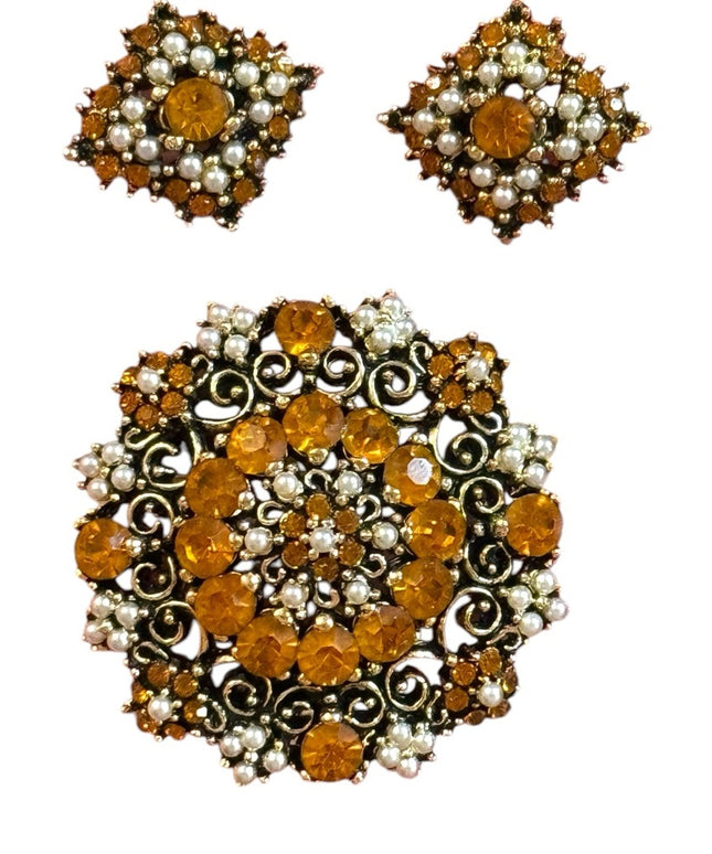 Elegant Vintage Amber Crystal and Pearl Jewelry Set Brooch earrings 1960s