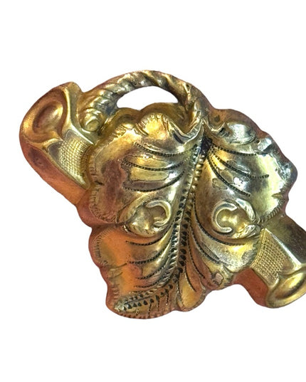 Elegant Gold Leaf Ladies Antique Victorian Circa 1870's Brooch Pin  Brass