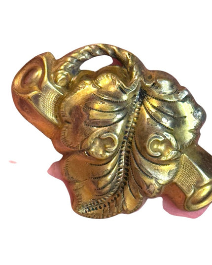 Elegant Gold Leaf Ladies Antique Victorian Circa 1870's Brooch Pin  Brass