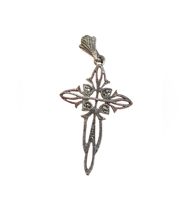 Silver Filigree lovely antiqueing Cross Pendant