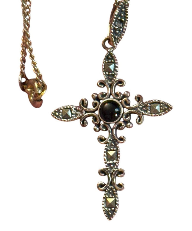 Elegant CW 925  Black Onyx Cross Pendant Necklace