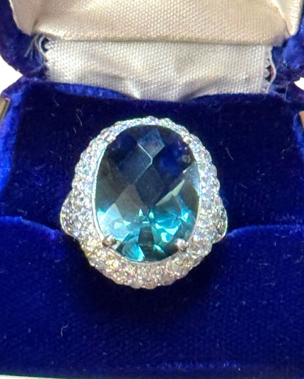 Elegant Sterling silver 925 ATI  Blue  Crystal Statement Ring