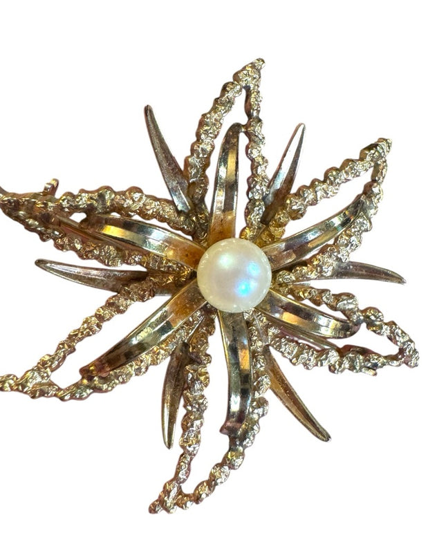 Elegant Gold filled floral brushed metal Pearl Brooch