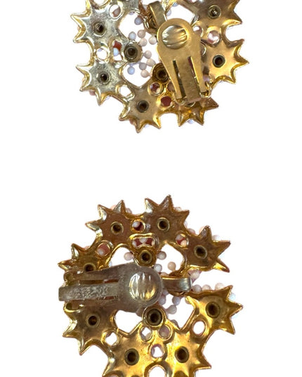 Vintage large round flower floral gokd finish Rhinestone Clip-On Earrings 1970s