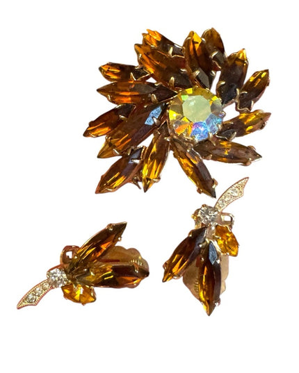 Elegant vintage 1950s Brown Crystal Jewelry Set Gold finish metal