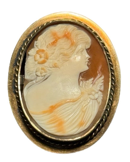 Vintage gold finish plated carved cameo * brooch