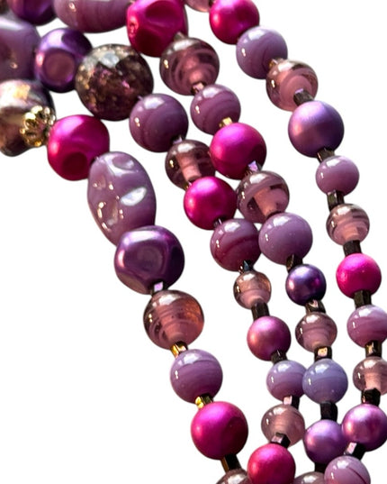 Vintage Purple pink hues 4 strand Glass crystal resin stunning Beaded Necklace