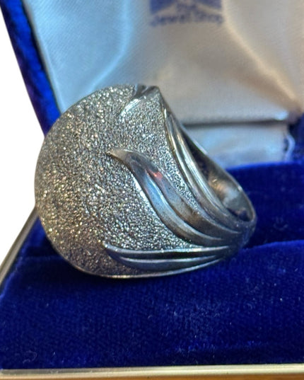 Elegant Large Sterling Silver 925 textured Domed ITALY Ring