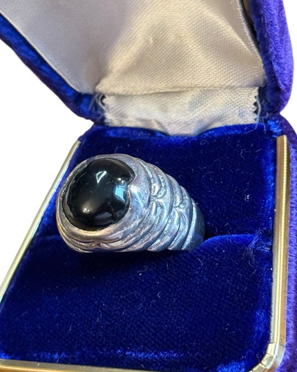 Lovely Vintage Mens Black onyx Domed statement ring 925 Sterling Southwestern