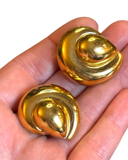 Elegant High quality Gold plt swirl fancy clip on Earrings