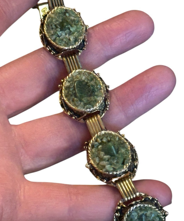 Elegant VINTAGE gold tone jade rock bracelet Green Stone Bracelet