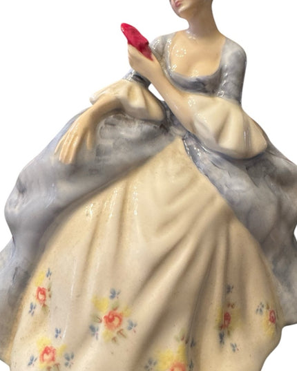 VINTAGE ROYAL DOULTON WISTFUL FIGURINE HN2472 SIGNED MADE IN ENGLAND 1978 RARE