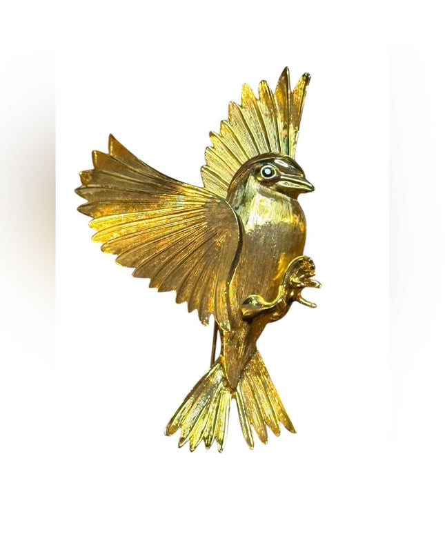 Lovely vintage gold plt Golden Bird brooch