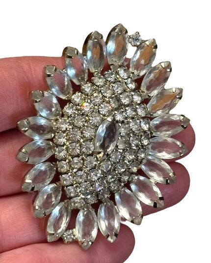 Elegant Vintage large sparkling silver floral Crystal Brooch