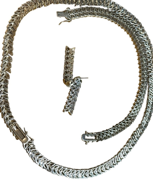 Elegant Silver Necklace bracelet and Earring Set coming