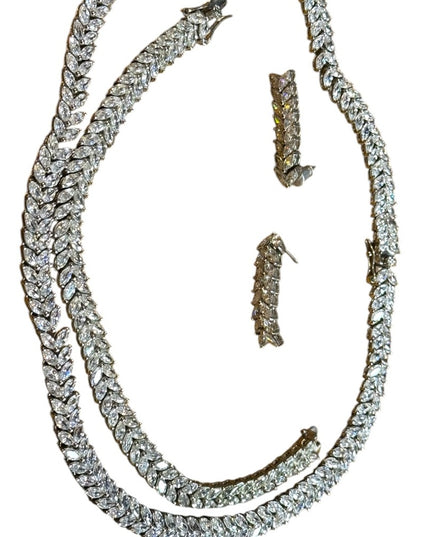 Elegant Silver Necklace bracelet and Earring Set coming