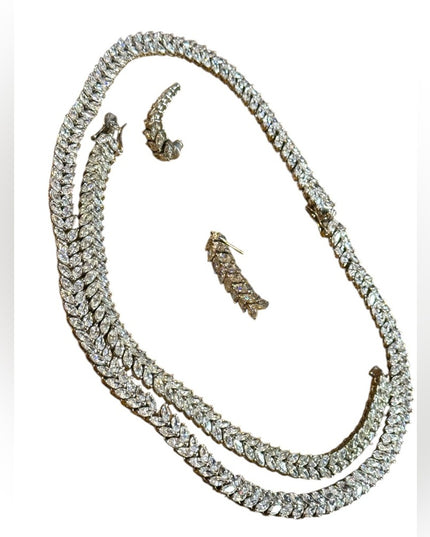 Elegant Silver Necklace bracelet and Earring Set coming