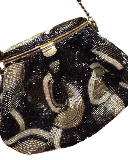 Vintage 1965 Mimi Micro Bead silver blue Metallic Beaded Pouch Evening Bag Purse