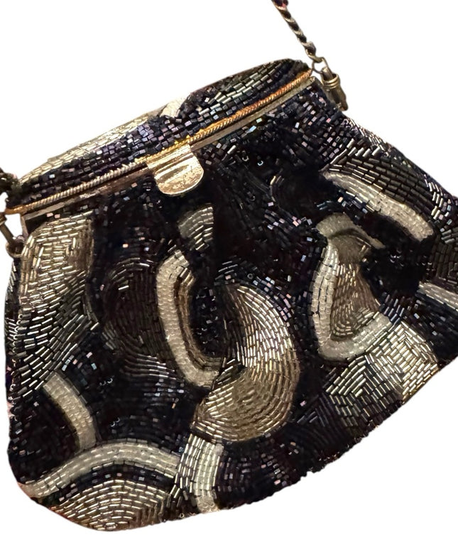 Vintage 1965 Mimi Micro Bead silver blue Metallic Beaded Pouch Evening Bag Purse