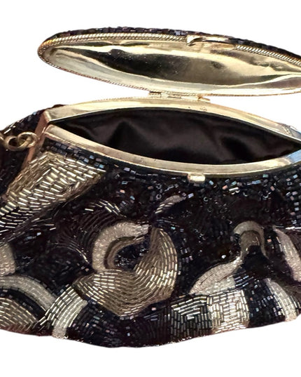 Vintage 1965 Mimi Micro Bead silver blue Metallic Beaded Pouch Evening Bag Purse