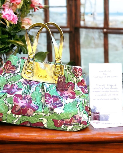 NWOT Gold metalic Flower Floral  COACH Bag F16259