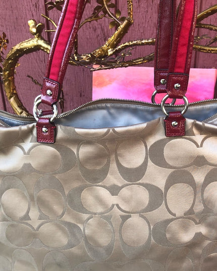 F20026 Coach Large shoulder bag Canvas mongram shoulder bag purse red