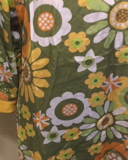 Bob  Mackie NWT Flower silk Mid sleeve blouse New green vintage 1980s