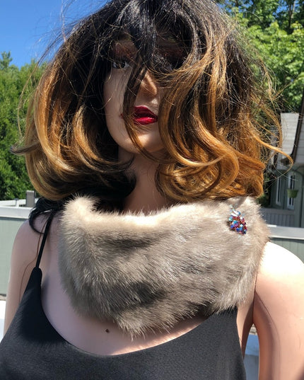 Vintage 33” Silver mink fur stole Collar scarf
