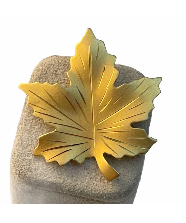 Vintage Boyd Bond Gold plate Sterling Silver 925 maple leaf