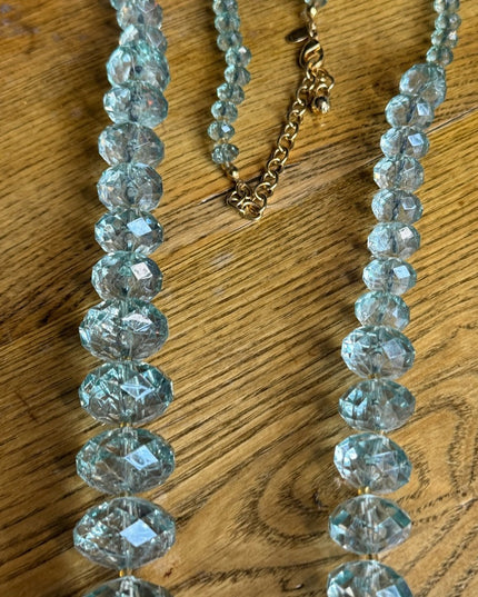 Lovely Joan Rivers blue resin plastic Lg bead necklace statement gold fin…
