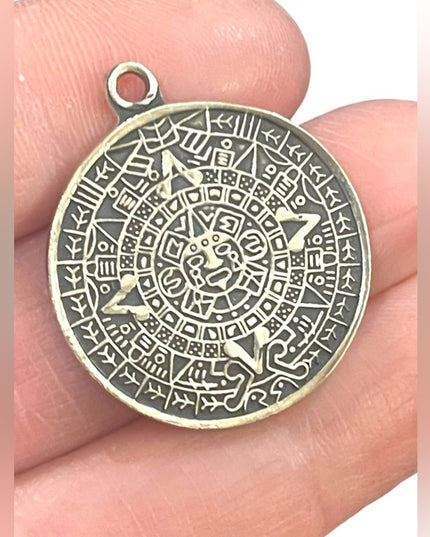 Vintage sterling silver Mexico 925 Mayan Aztec Calendar pendant