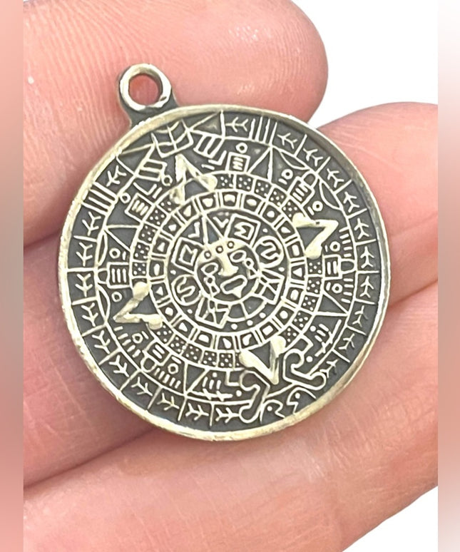 Vintage sterling silver Mexico 925 Mayan Aztec Calendar pendant
