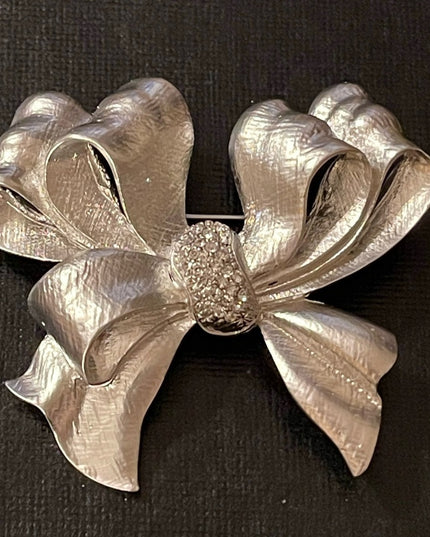 Stunning Silver textured rhinestone large bow brooch